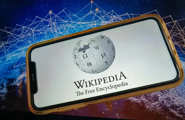 Wikipedia cumple 25 años y vende su acceso a Amazon, Meta, Microsoft y otros gigantes de la IA