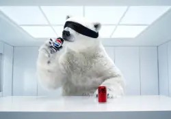 La elección del oso polar que agita esta rivalidad