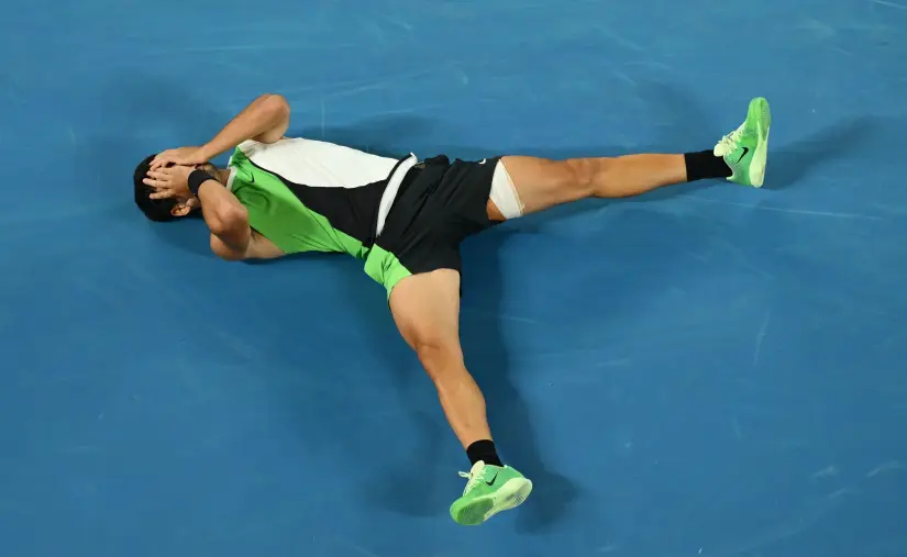 Alcaraz ya es historia viva del tenis: completa su revolución y es el campeón más joven de los 4 Grand Slam