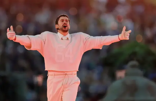 ¿Qué dijo Bad Bunny en el espectáculo de medio tiempo del Super Bowl? Cada palabra que pronunció en inglés y español