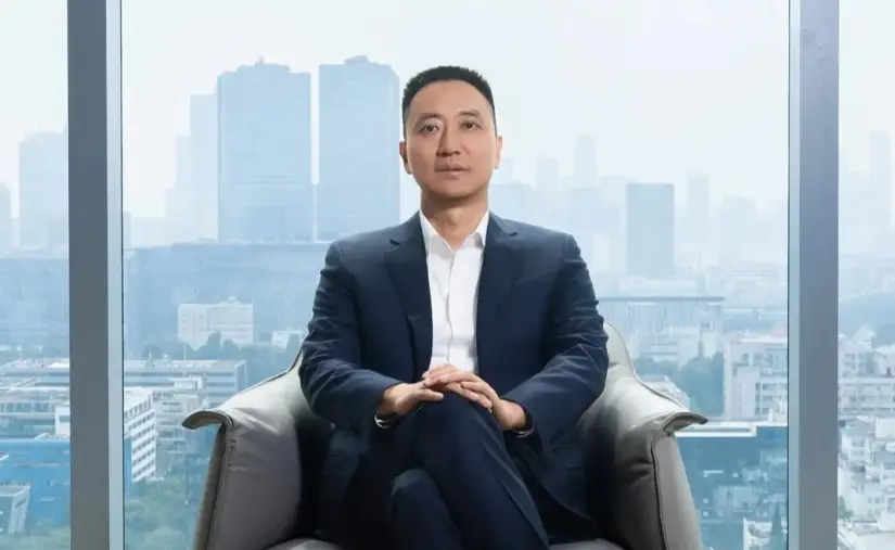  Quién es el genio que inventó los ojos de los primeros robots humanoides atletas