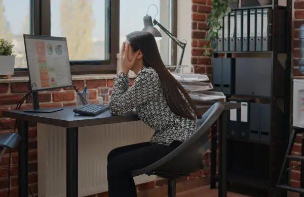 La trampa emocional que quema silenciosamente a tus mejores empleados