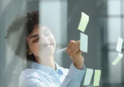 5 cambios profesionales que te harán indespedible en 2026