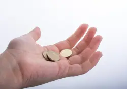 Lo más amable que hizo mi primer jefe fue decirme que dejara de hablar