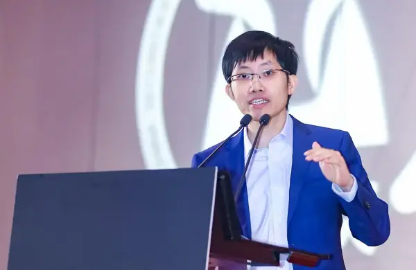 Los chinos que se hicieron millonarios por crear modelos como ChatGPT o Anthropic pero cinco veces más baratos