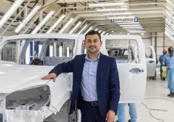 En las afueras de Ambato se ensamblan 50 vehículos al día