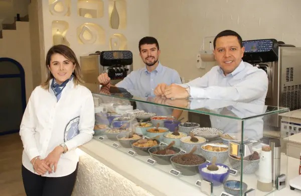 El rincón griego que convirtió al yogurt en un antojo de los quiteños