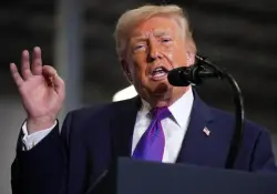 Trump insiste en que el aumento del precio del barril de petróleo a US$ 100 es bueno para EE.UU.