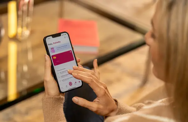 Banco Guayaquil recibe dos distinciones bajo el Sello BCX: Mejor Compañía de Banca y Mejor Compañía de Banca en Ecuador