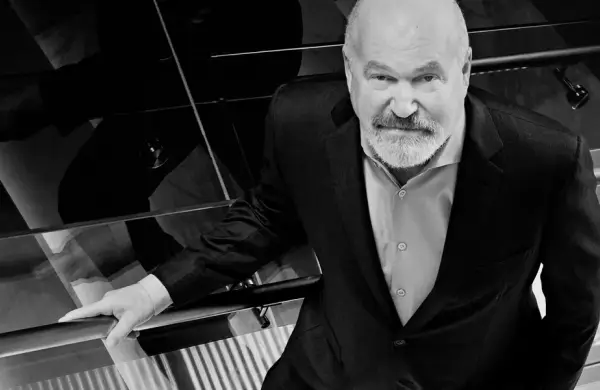 Cómo 3 inversores multimillonarios utilizaron la IA para duplicar sus fortunas en un año