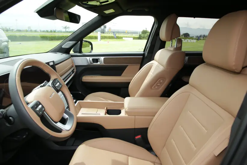 Hyundai  de test drive para conocer el Santa Fe Hybrid en Ecuador.