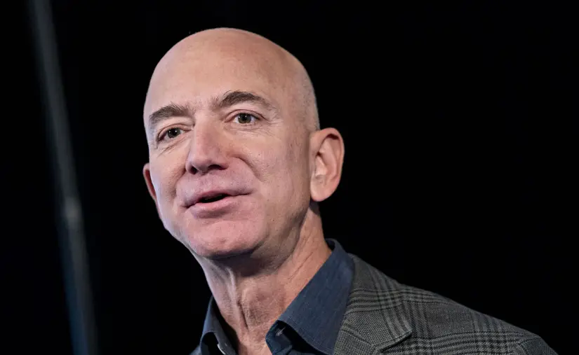 Jeff Bezos quiere invertir US$ 100.000 millones para automatizar el sector manufacturero