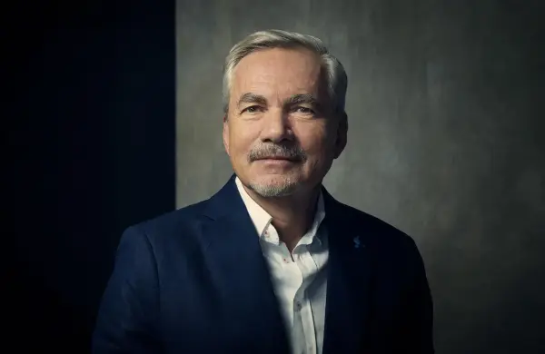 Este emprendedor planea crear el primer médico con inteligencia artificial aprobado por la FDA