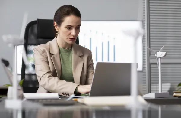 Cómo liderar como mujer y empoderarte en el trabajo