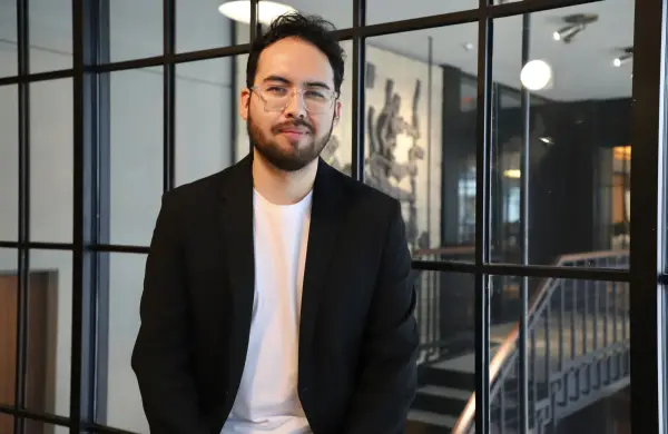 La salsa galardonada con un Emmy y un quiteño en el team