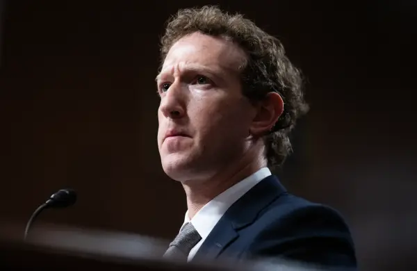 Las acciones de Meta pierden fuerza tras las derrotas judiciales, el retraso de la IA y el declive del metaverso 