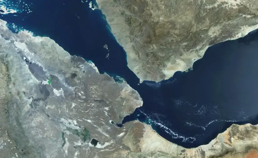 Irán amenaza con cerrar el estrecho de Bab al-Mandeb tras las amenazas de Trump