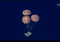 ¡Amerizaje! La misión Artemis II de la NASA regresó a la Tierra tras su misión lunar