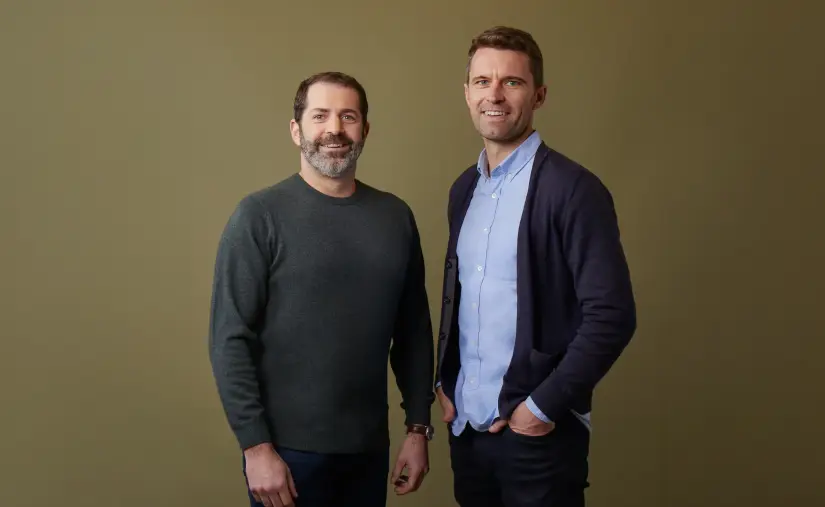 Vendían calzados, enamoraron a Silicon Valley y ahora se reconvierten en empresa de IA: sus acciones saltan más de 800%