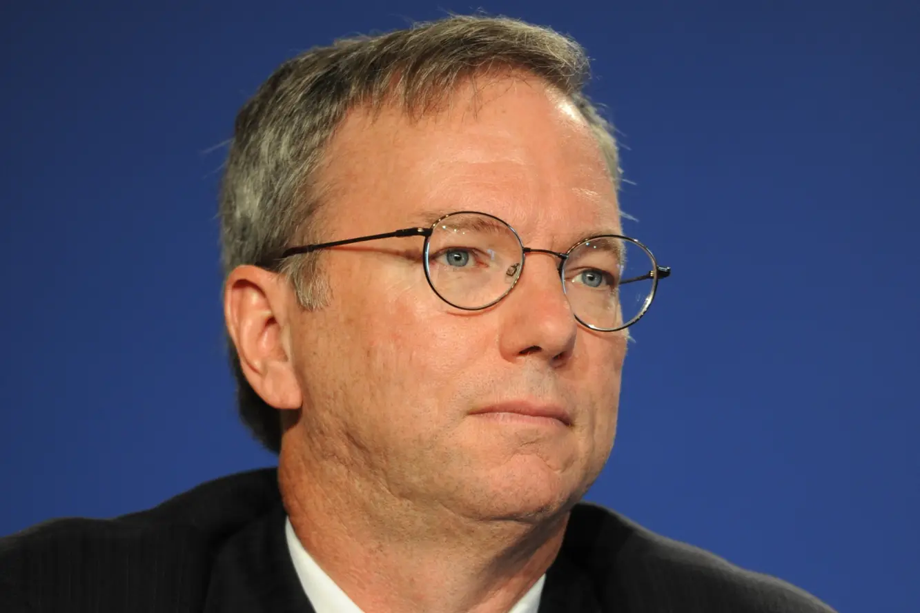 Eric Schmidt - SE PUEDE USAR - (Foto: Guillaume Paumier, CC BY 3.0 <https://creativecommons.org/licenses/by/3.0>, via Wikimedia Commons)