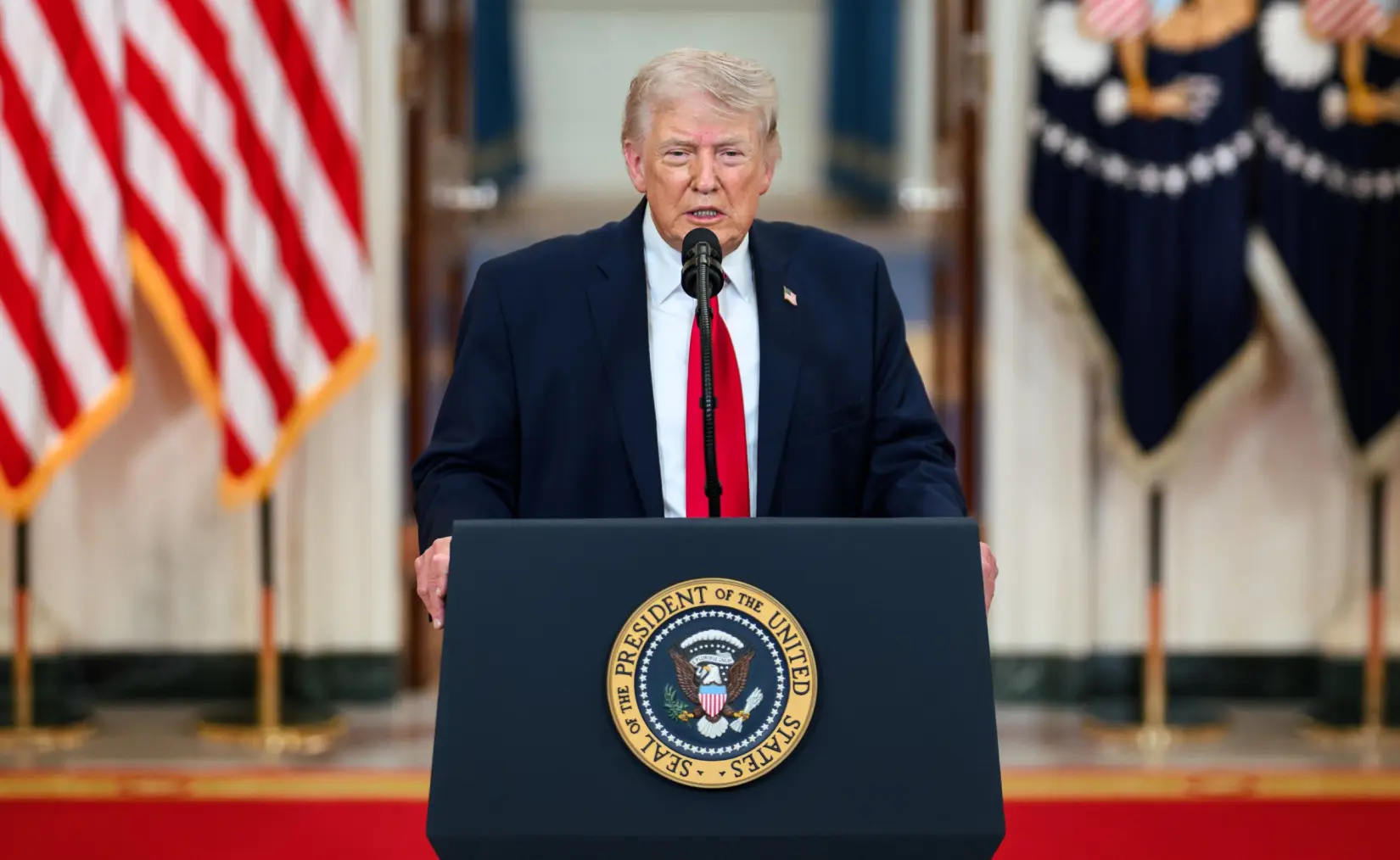 Trump afirma que su bloqueo le cuesta a Irán US$ 500 millones por día