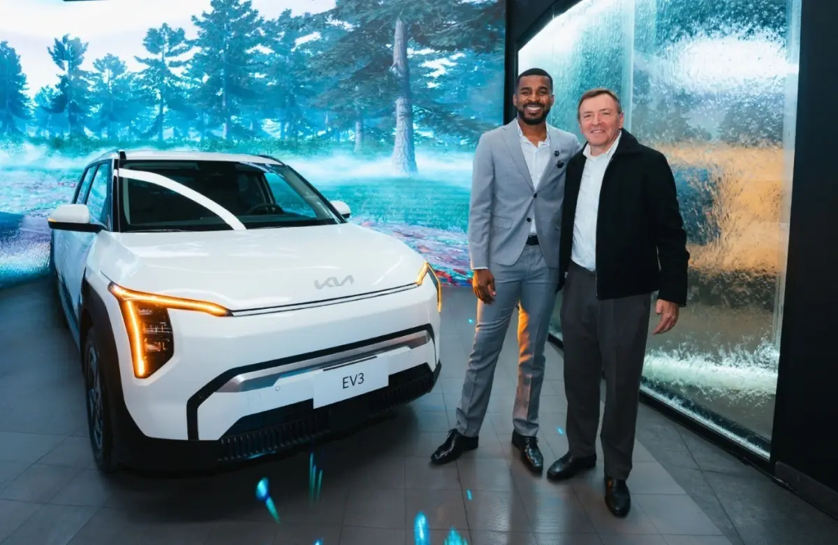 Kia Ecuador entrega Kia EV3 100 % eléctrico a Frickson Erazo, ganador de MasterChef Celebrity 2026