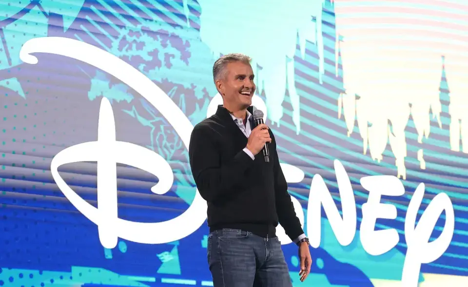 El nuevo CEO de Disney arranca con recortes y el desafío de reconstruir reputación