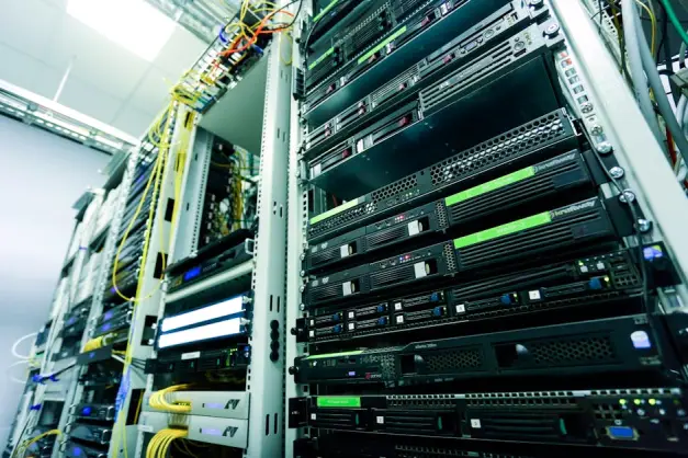 Data center / centro de datos (SE PUEDE USAR - PEXELS)