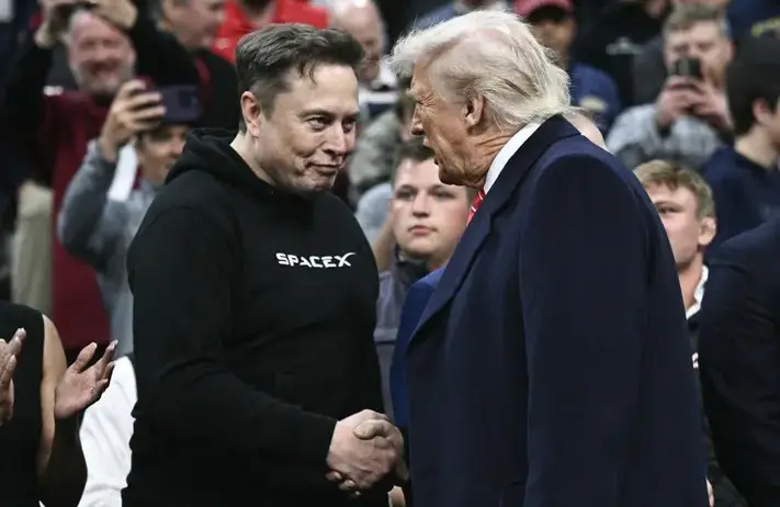 Quiénes son los cinco multimillonarios que acompañan a Trump en su viaje a China para reunirse con Xi Jinping
