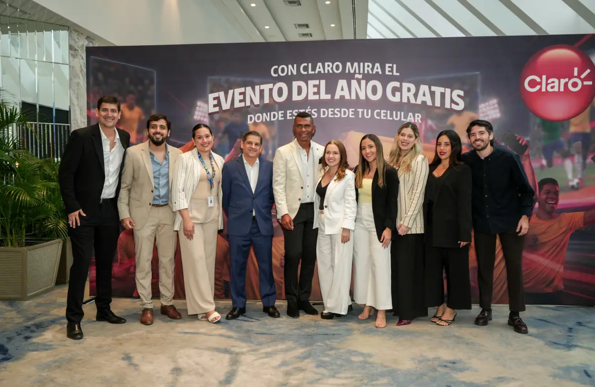 Claro lanza acceso gratuito al Mundial 2026 y kits de teléfonos edición Enner Valencia