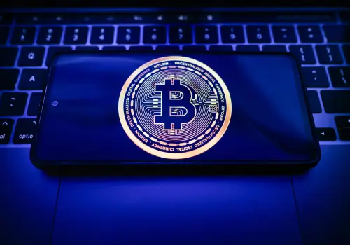 EE.UU. a un paso de regular cripto: suben bitcoin y las acciones del sector y la industria ya piensa en los nuevos negocios  