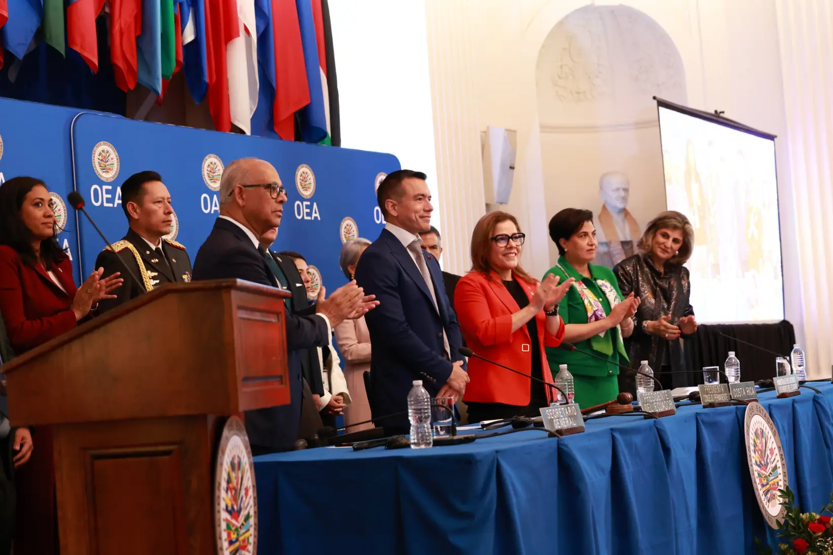 El Consejo Permanente de la Organización de los Estados Americanos (OEA) recibió al presidente Daniel Noboa.