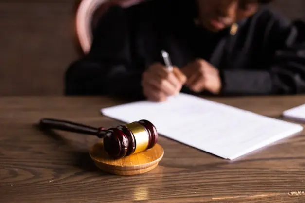 Fotos de stock gratuitas de #interior, abogado, adjudicación. (Foto: Pexels)