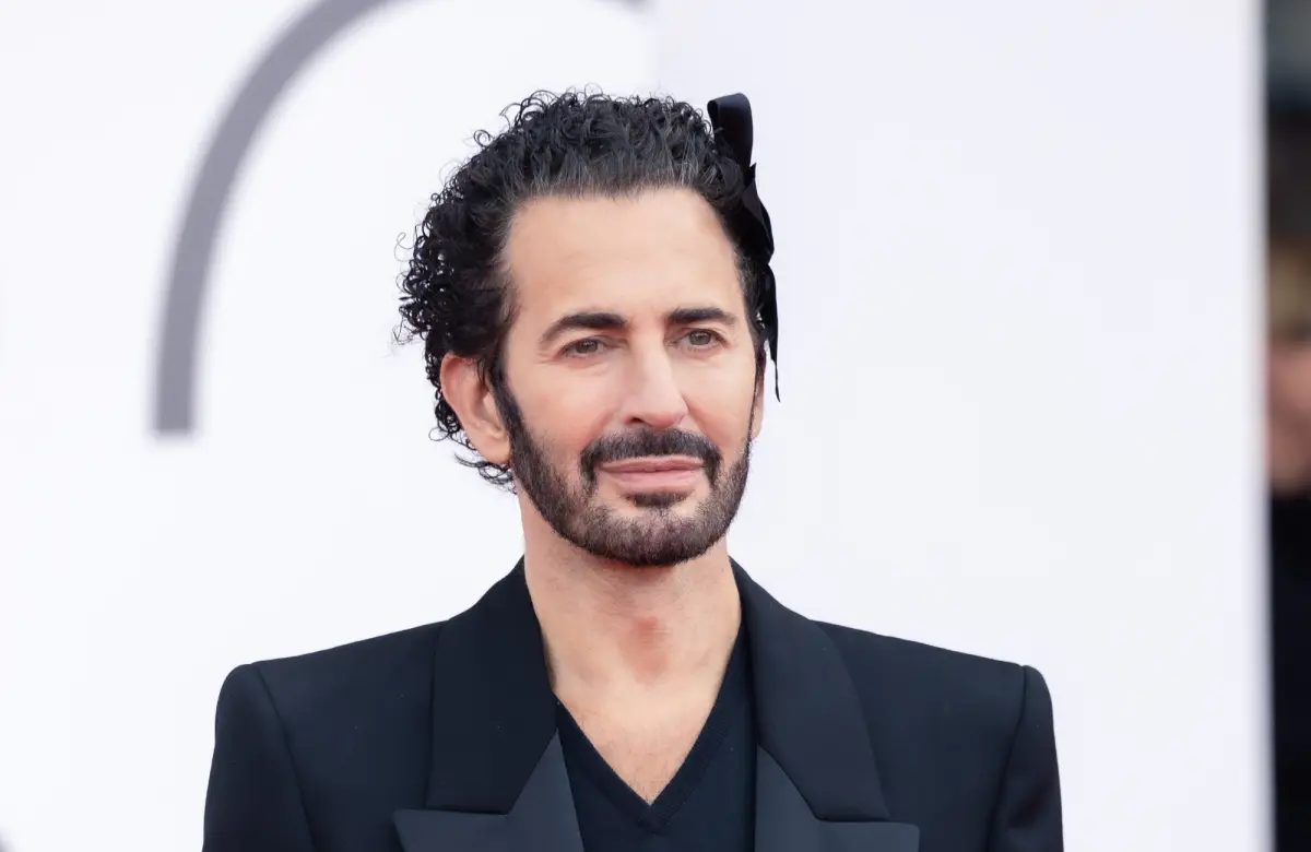 LVMH ajusta su cartera de lujo: vendió Marc Jacobs por US$ 850 millones