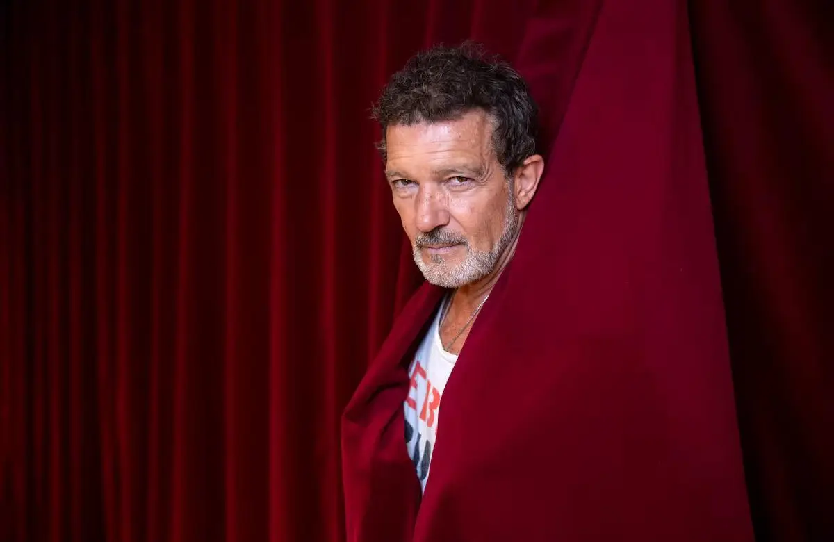 "Soy amenazantemente feliz": la nueva vida de Antonio Banderas como empresario teatral