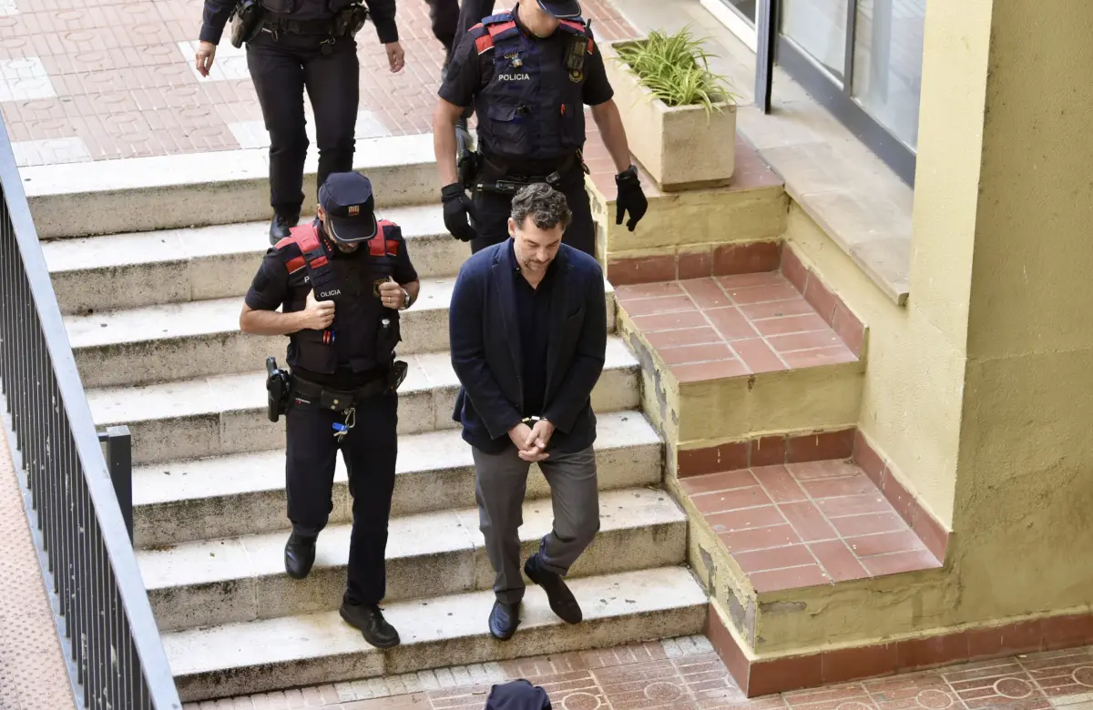 Acusado del crimen de su padre, el hijo del fundador de Mango renuncia a la empresa