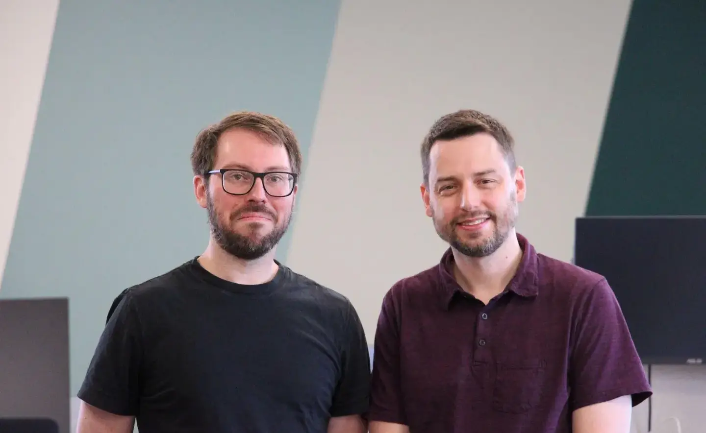 Así funciona la startup que usa un ejército de 15.000 hackers para poner a prueba a GPT-5, Claude y Gemini