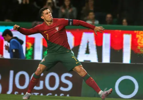 Cómo Cristiano Ronaldo se convirtió en multimillonario