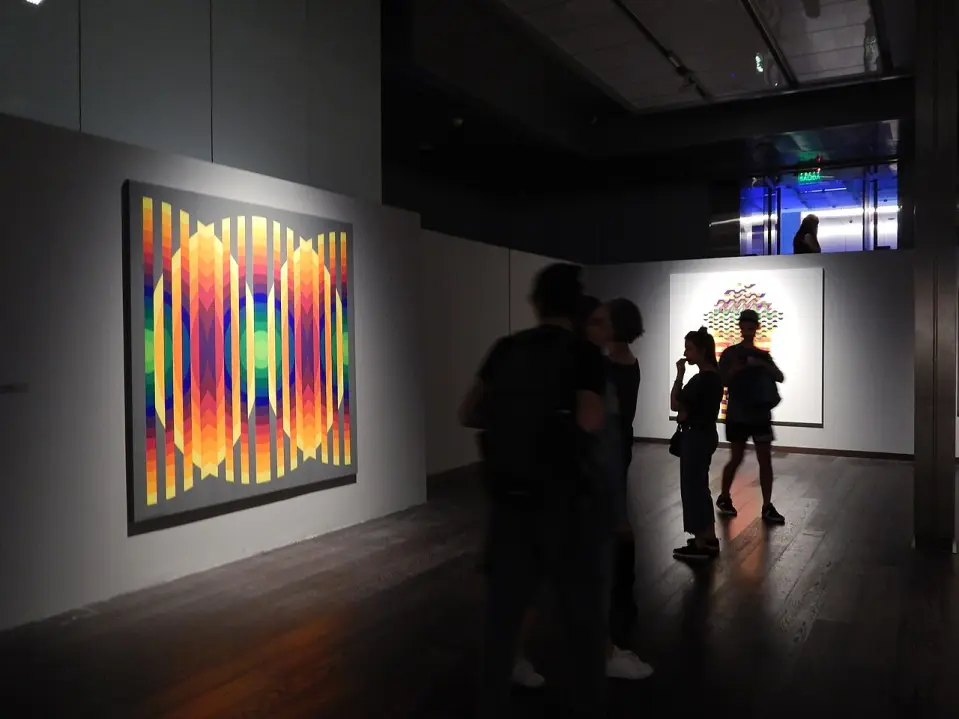 Julio Le Parc (SE PUEDE USAR) Alebaires.BA-Wikimedia Commons