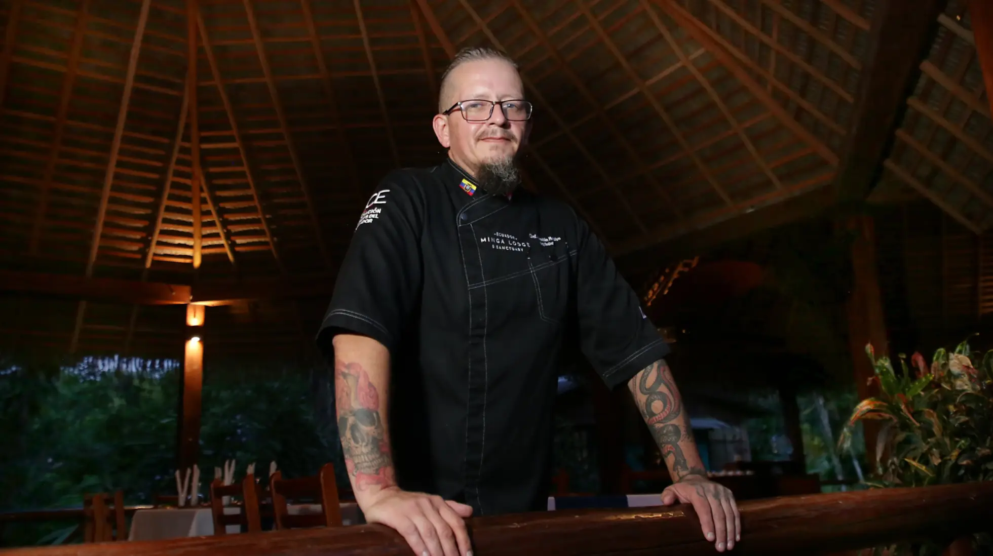 El chef que viajó de la Amazonía a Kenia y cocinó para Mr. Beast