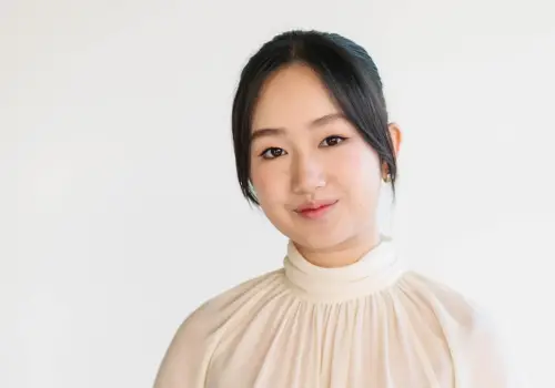 Esta emprendedora de 22 años levantó US$ 11,6 millones para llevar la salud hormonal femenina a una pulsera