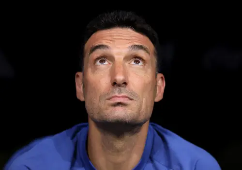 Scaloni revalidó el método en un partido épico: dejó de lado la táctica y la estrategia para apostar al factor humano