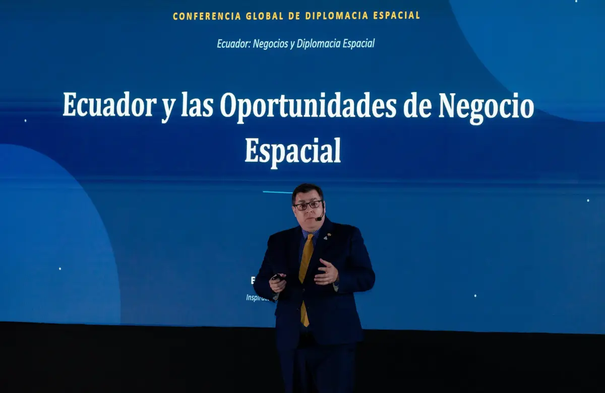 La economía espacial mueve US$ 630 billones; Ecuador y Perú pueden colaborar juntos
