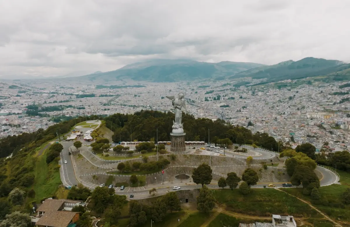 Quito merece enamorar: belleza urbana como motor de desarrollo
