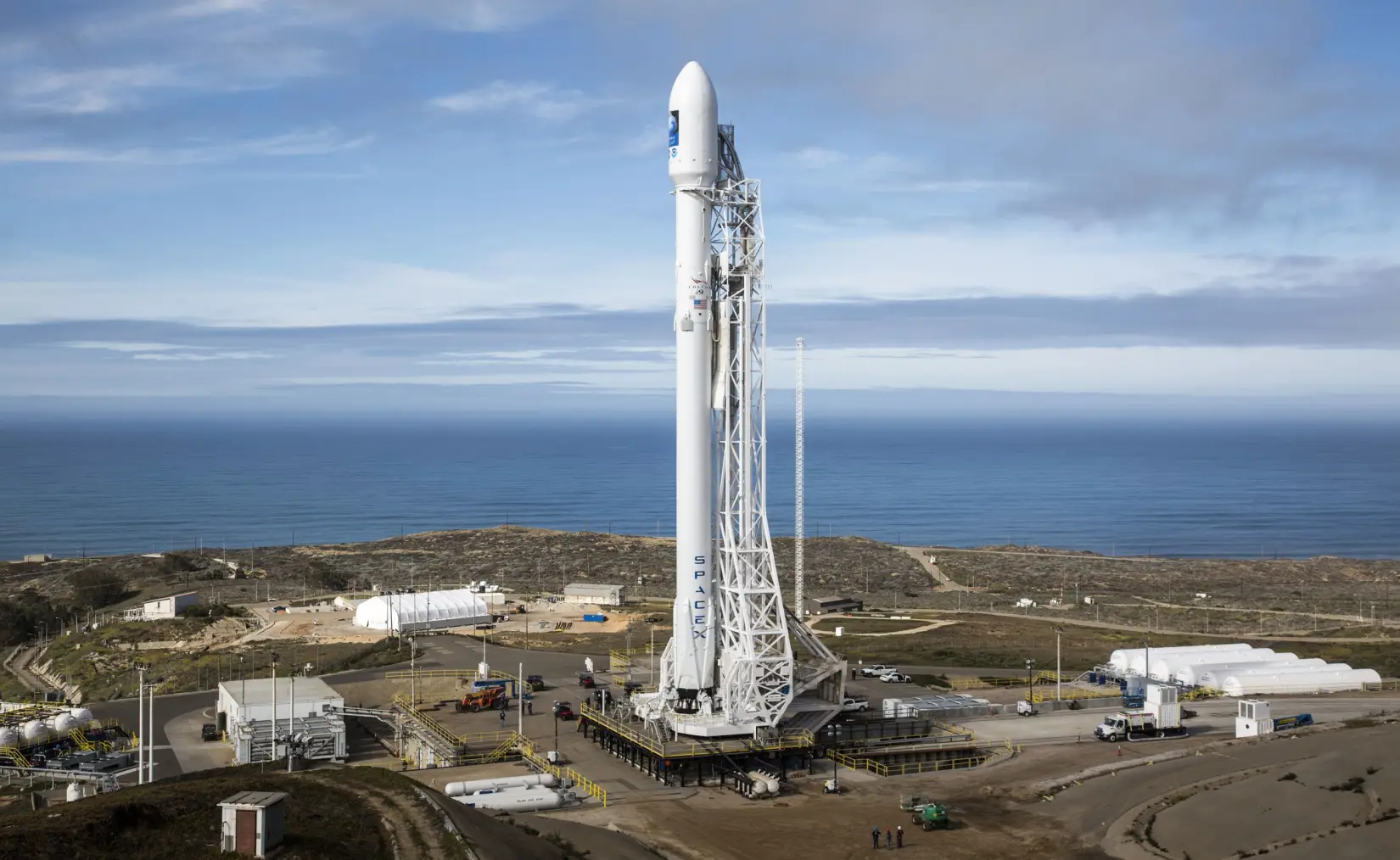 La NASA reveló imágenes del cráter que dejó el cohete de SpaceX que se estrelló contra la Luna