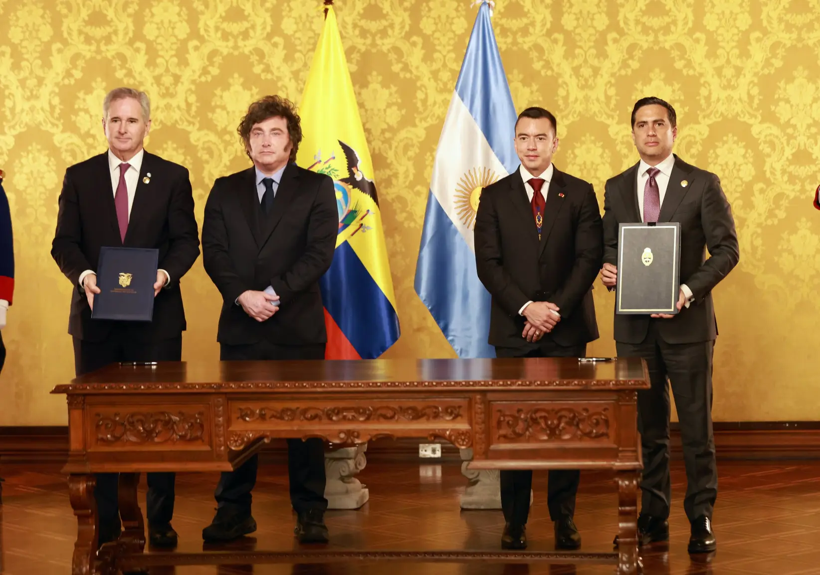 Daniel Noboa y Javier Milei atestiguaron la firma de nuevos instrumentos bilaterales.