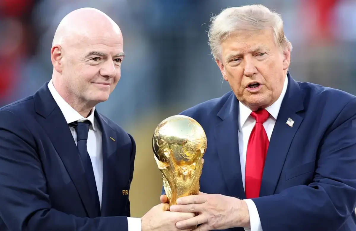 Trump se metió en la crisis de la FIFA y respaldó a Infantino: "Reemplazarlo sería un error"