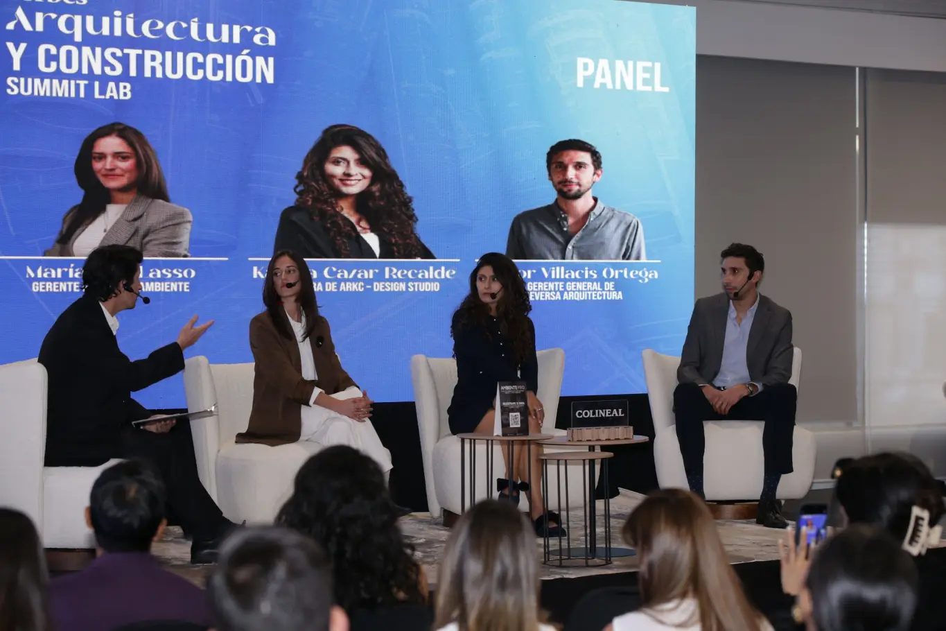 El panel principal del Summit Lab Arquitectura y Construcción.