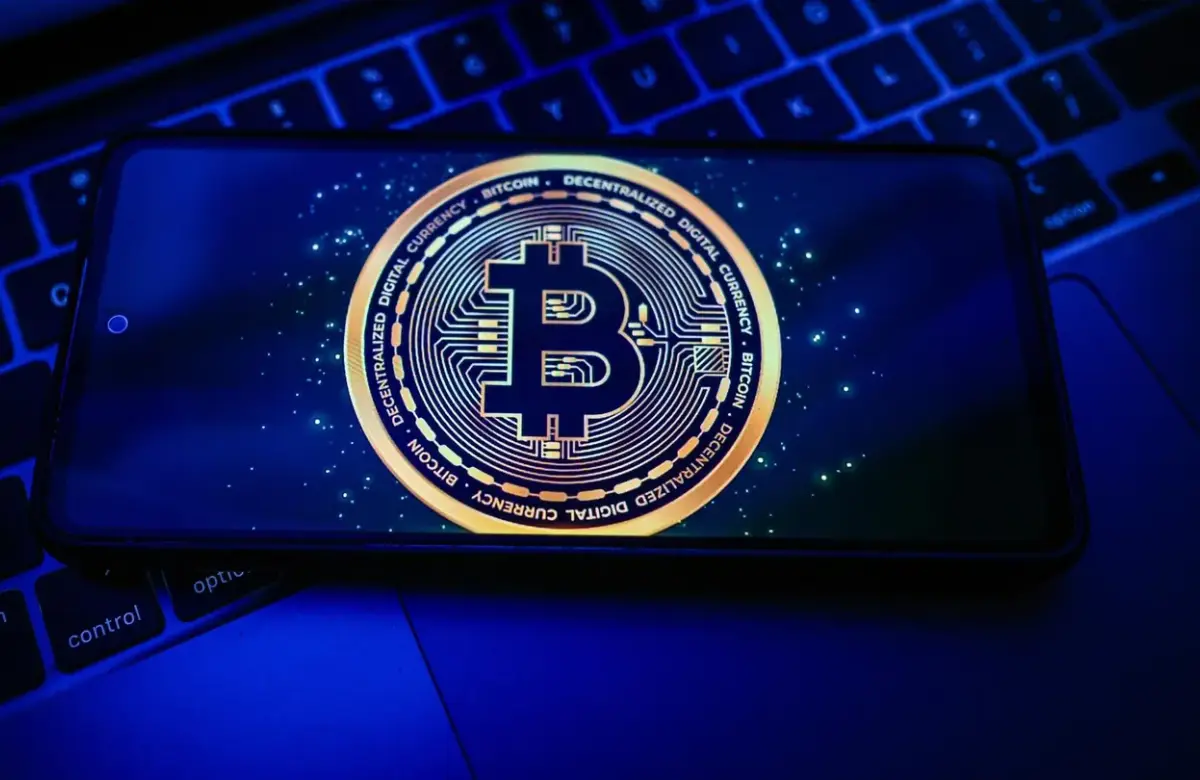El Bitcoin vuelve a máximos de los últimos meses y desata una nueva ola de euforia cripto