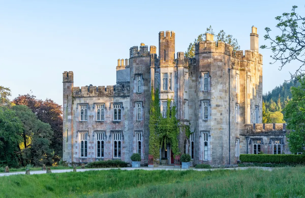 De Hawái a Irlanda, las grandes propiedades de Mark Zuckerberg y su nuevo castillo de 30 millones de euros